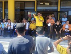 Jonas – Alo Diantar Ribuan Massa Daftar ke KPU Kota, Melki Laka Lena : Kota Kupang Miniatur NTT
