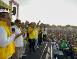 Puluhan Ribu Massa di Waingapu Deklarasi Dukung ULP-YH & Melki – Johni