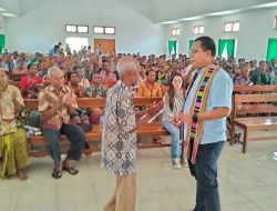 Kunker ke TTS, Melki Laka Lena Jawab Kebutuhan Dasar Warga Oeleu