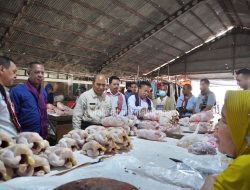 Tekan Laju Inflasi dan Jaga Ketersediaan Stok, Pemkot Kupang Lakukan Sidak Pasar