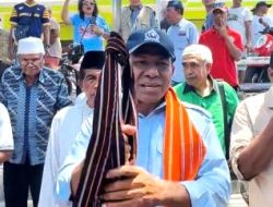 Sebagai Putra Lamaholot Tiba di Adonara, Johni Asadoma Didoakan di Tiga Rumah Adat