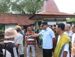 Wagub Johni Asadoma Minta Los Baru Pasar Lili Difungsikan Kembali untuk PAD