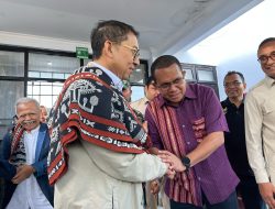 Tiba di Kupang, Menteri Kebudayaan RI Fadli Zon Disambut Hangat Gubernur NTT