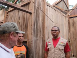 Wagub Kunjungi Korban Puting Beliung & Tinjau Gereja di Bello