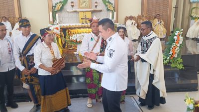 Sebanyak 49 Pasutri Ikrar Janji Pernikahan di Gereja Katolik St. Andreas Lasiana