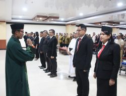 Gubernur Melki Lantik Silawati Jadi Direktur Kepatuhan Bank NTT