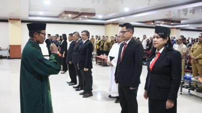Gubernur Melki Lantik Silawati Jadi Direktur Kepatuhan Bank NTT