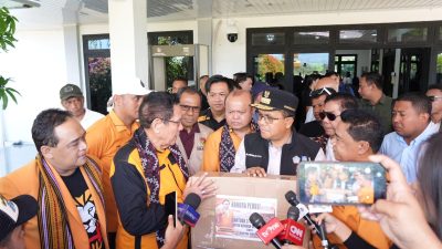 Oesman Sapta Odang Kirim 3,6 Ton Rendang untuk Penyintas Gempa Flores