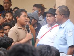 Gubernur Melki Sambangi Seminari Mataloko, Serahkan Bantuan dan Suntik Semangat Para Seminaris